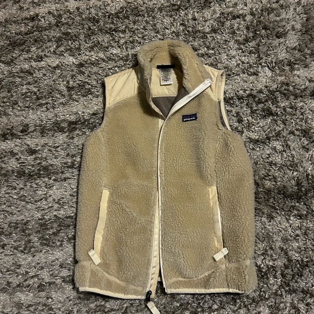 Women’s small Patagonia vest